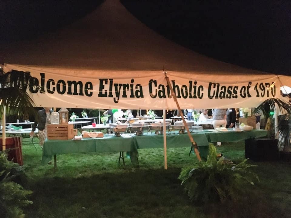 Class welcome banner and tent